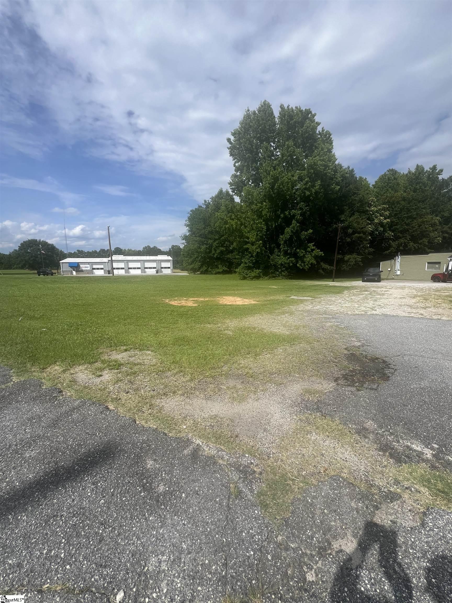 600 North Main Street Honea Path, SC 29654 - Photo 8 of 15