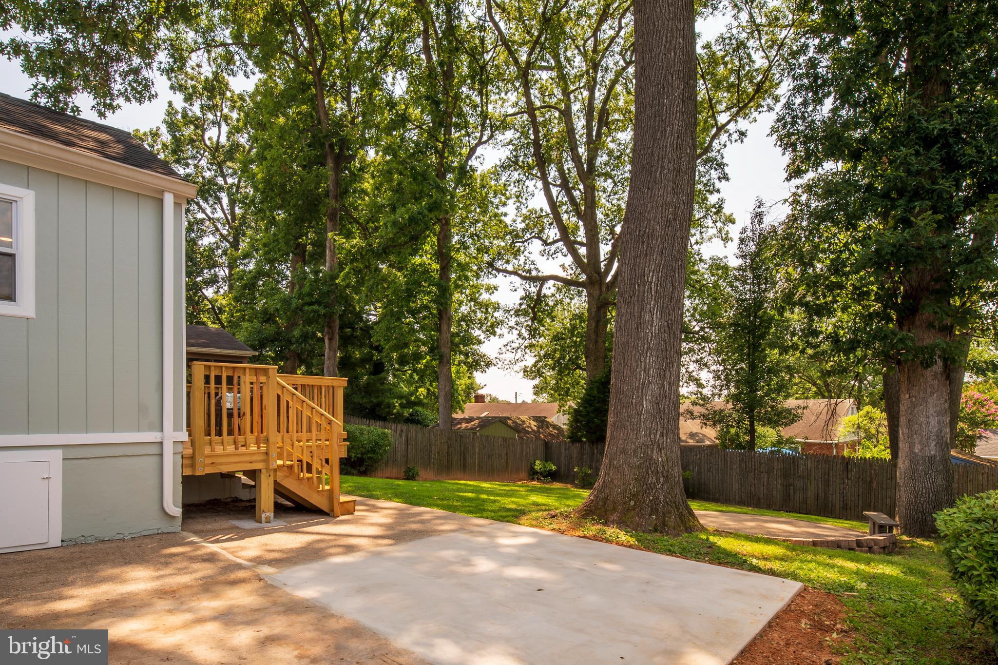 10600 Huntley Place Silver Spring, MD 20902 - Photo 29 of 37 Patio to Backyard