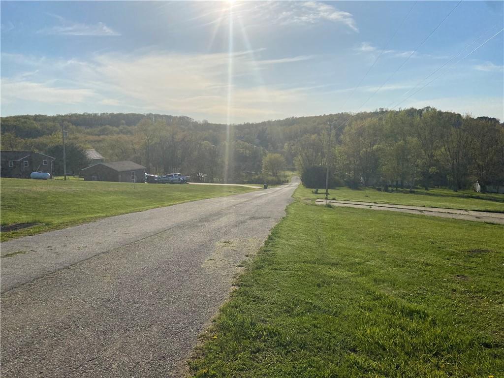 35-37 Gwen Haley Road Burgettstown, PA 15021 - Photo 4 of 7