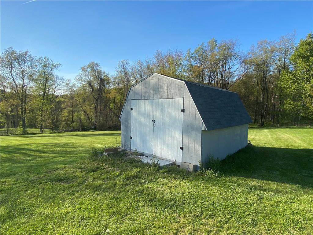 35-37 Gwen Haley Road Burgettstown, PA 15021 - Photo 5 of 7