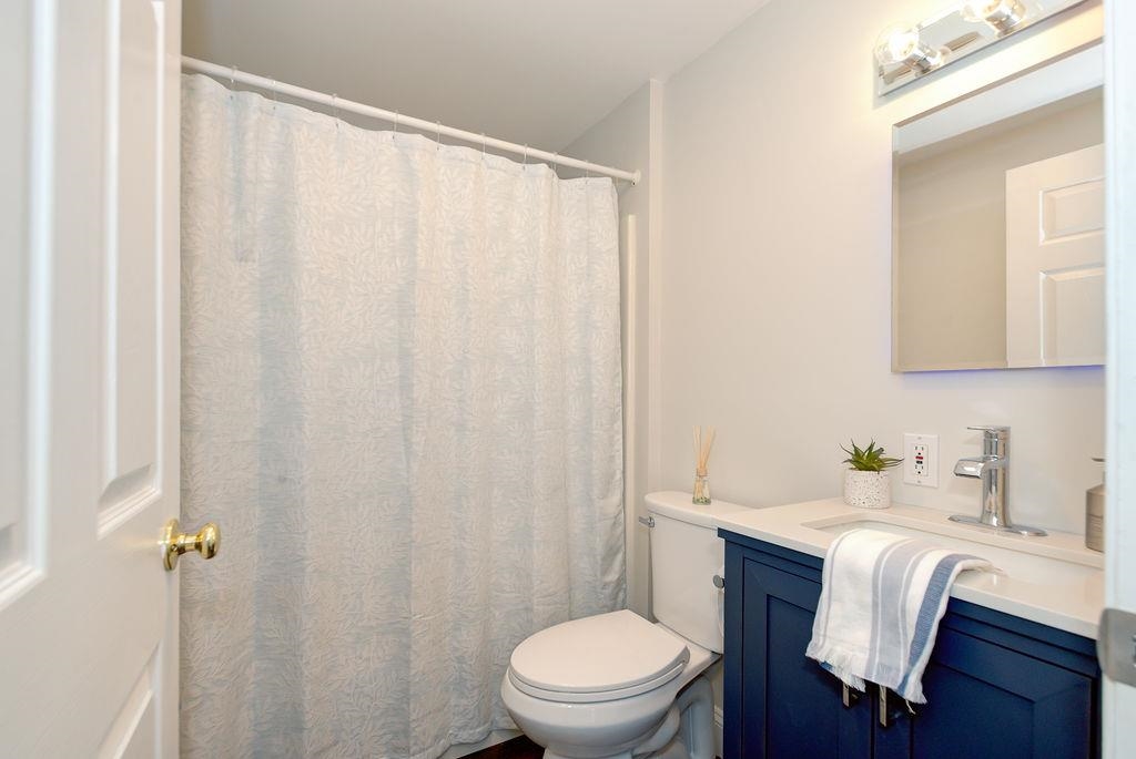 8 Wright Road Derry, NH 03038 - Photo 21 of 29