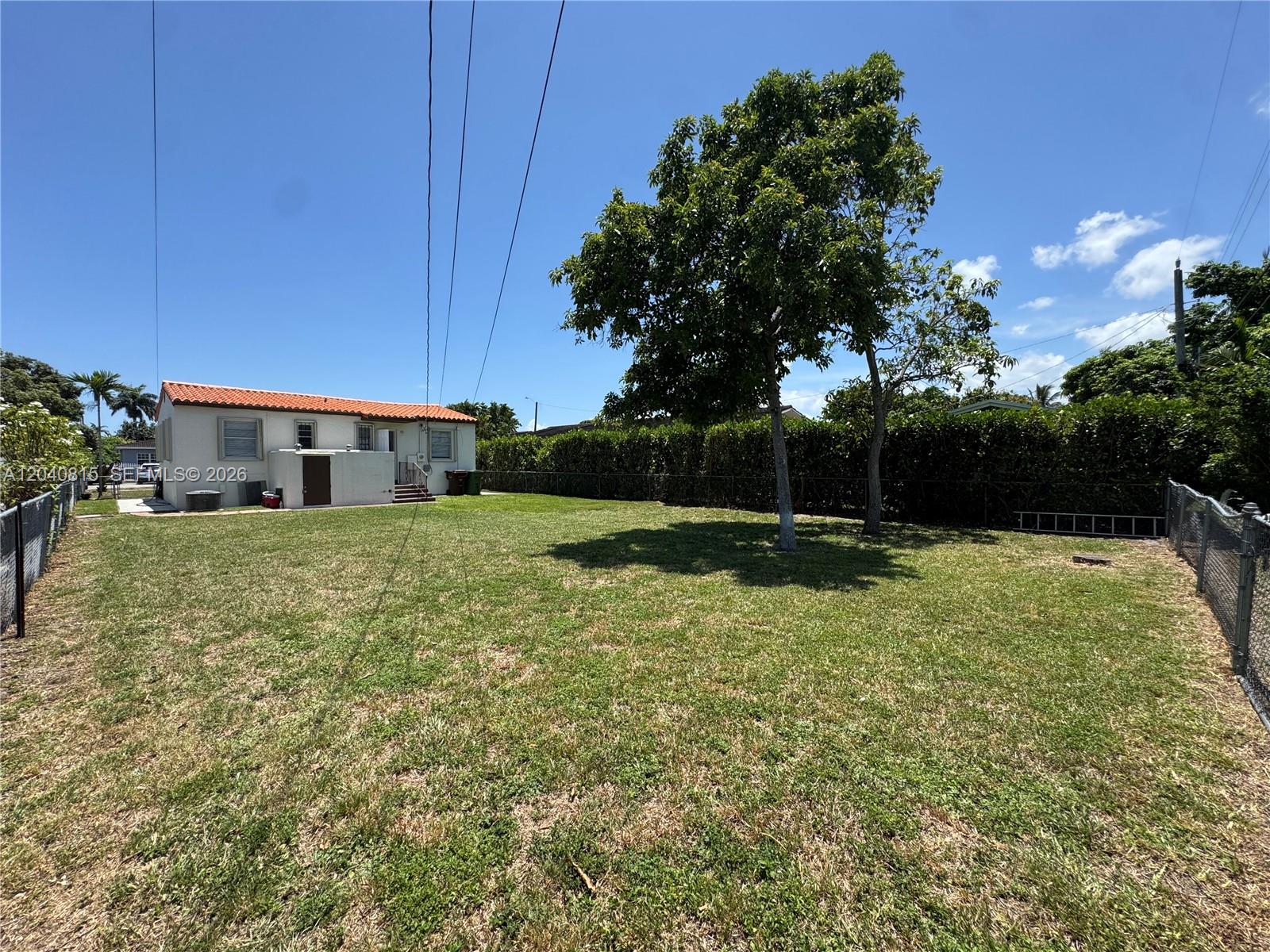 459 Southeast 3rd Street Hialeah, FL 33010 - Photo 17 of 19