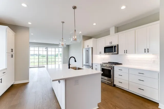 $550,000 | Xxx8 217th Street West, Farmington, MN 55024