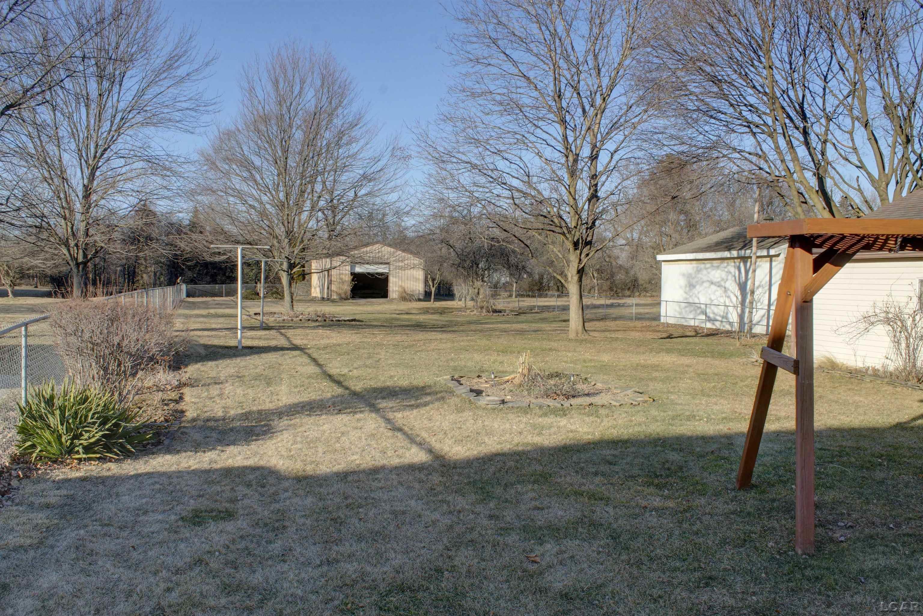 311 West Russell Road Tecumseh, MI 49286 - Photo 37 of 40 50133367-b3657edc-bb2e-42c3-82a4-2dcba99a5901.JPG