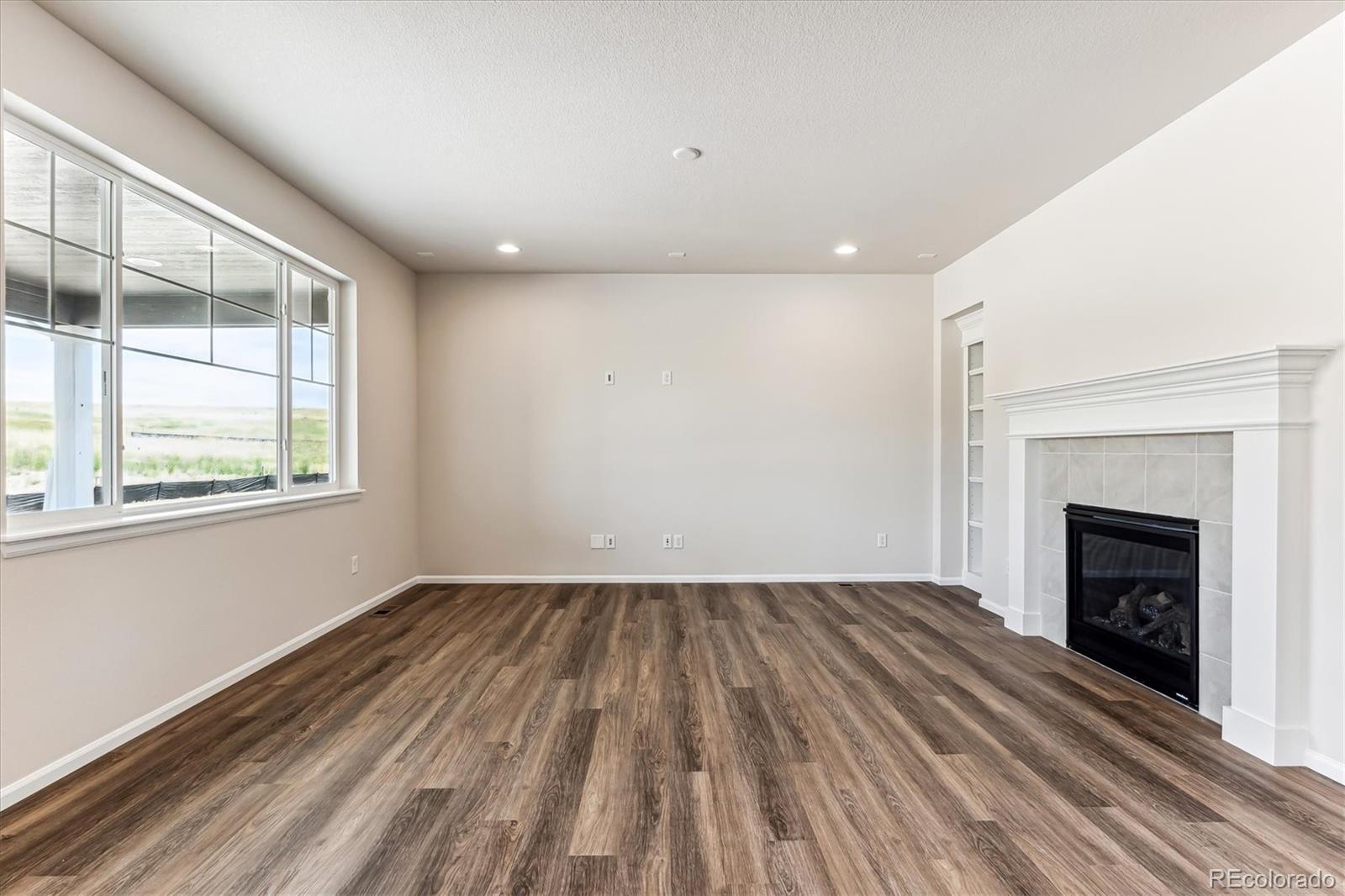 605 Penn Road Elizabeth, CO 80107 - Photo 4 of 31 Gallery Image 4
