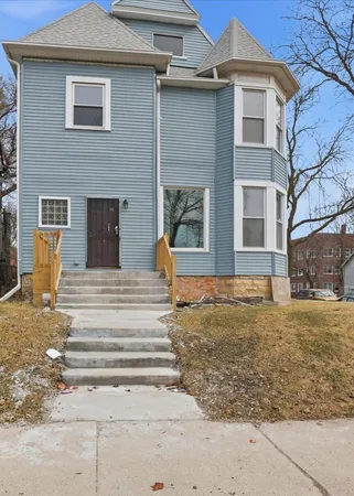 $310,000 | 604 North 30th Street, Milwaukee, WI 53208