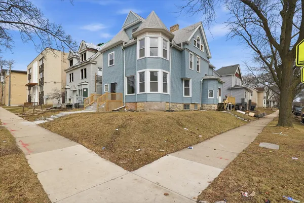 $310,000 | 604 North 30th Street, Milwaukee, WI 53208