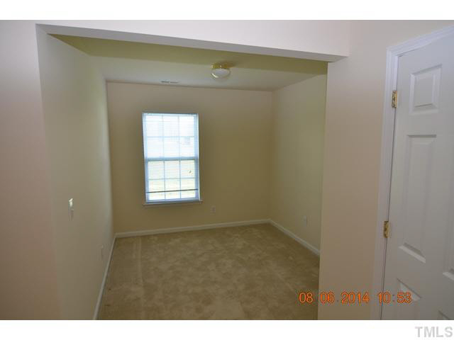 5113 Neuse Commons Lane Raleigh, NC 27616 - Photo 4 of 13