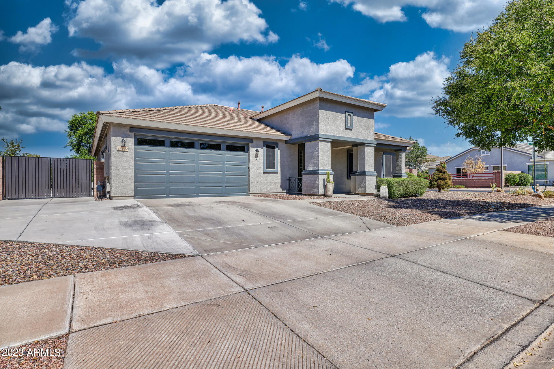 18492 East Ranch Road Queen Creek, AZ 85142 - Photo 3 of 54 extended driveway