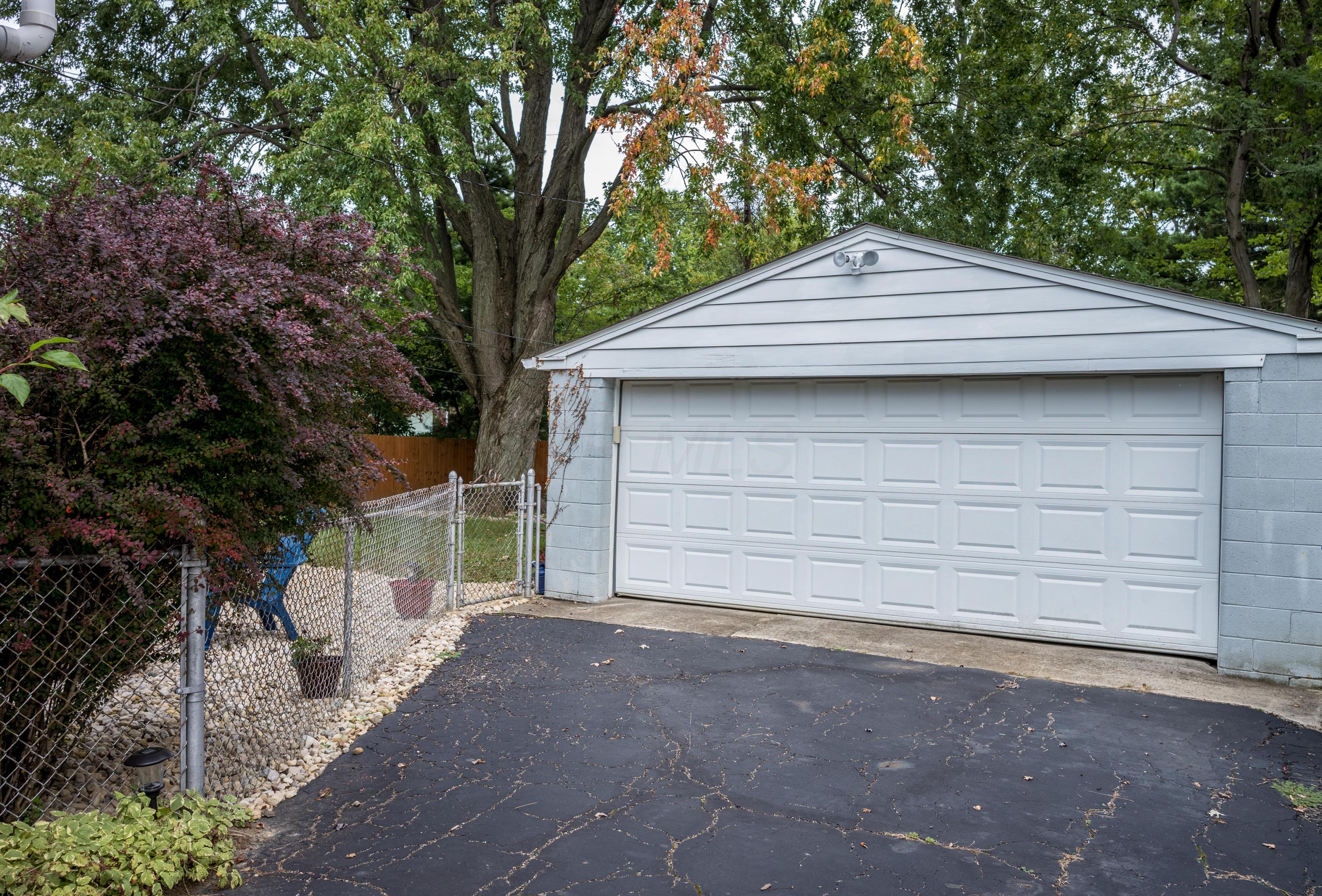 4456 Midvale Road Columbus, OH 43224 - Photo 8 of 56 Gallery Image 8