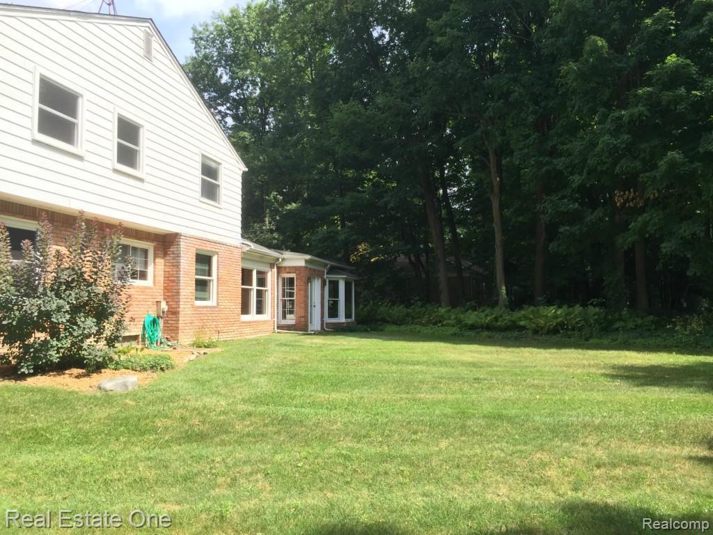33789 Hunters Pointe Road Farmington Hills, MI 48331 - Photo 22 of 22