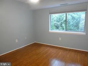 $1,925 | 5200 Crossfield Court, Unit 132, Rockville, MD 20852