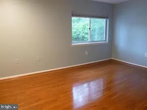 $1,925 | 5200 Crossfield Court, Unit 132, Rockville, MD 20852