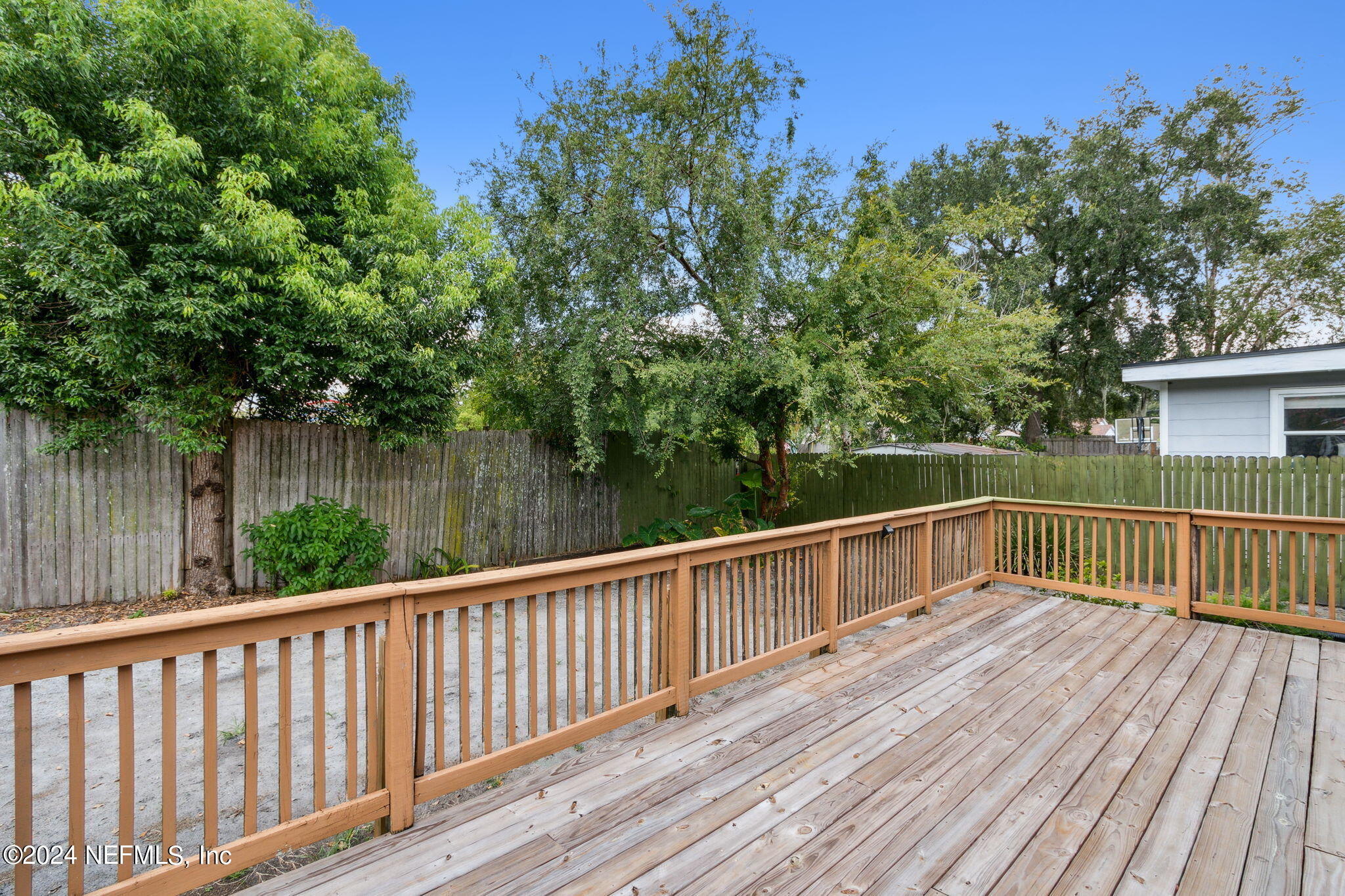 2425 Ridgewood Road Jacksonville, FL 32207 - Photo 35 of 40 Rear Deck