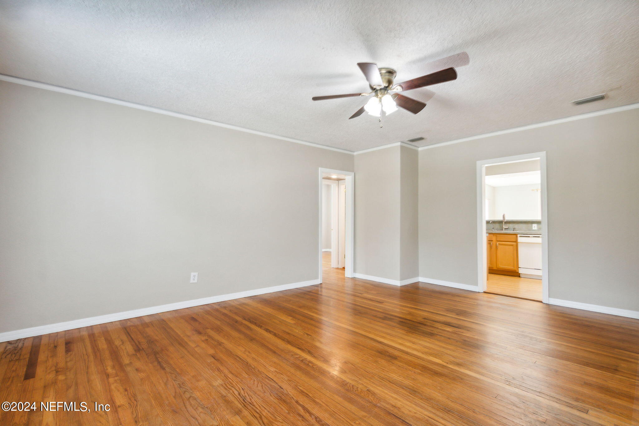 2425 Ridgewood Road Jacksonville, FL 32207 - Photo 10 of 40 Dining Room