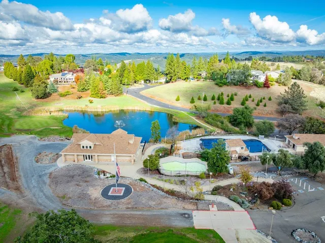 a view of an swimming pool and outside view