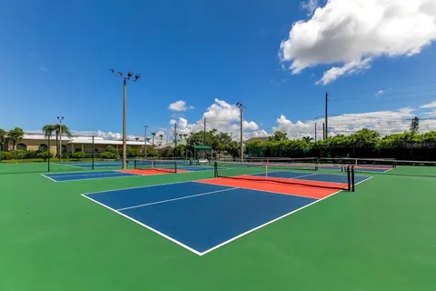 $1,250,000 | 6650 Sunset Way, Unit 207, St. Pete Beach, FL 33706