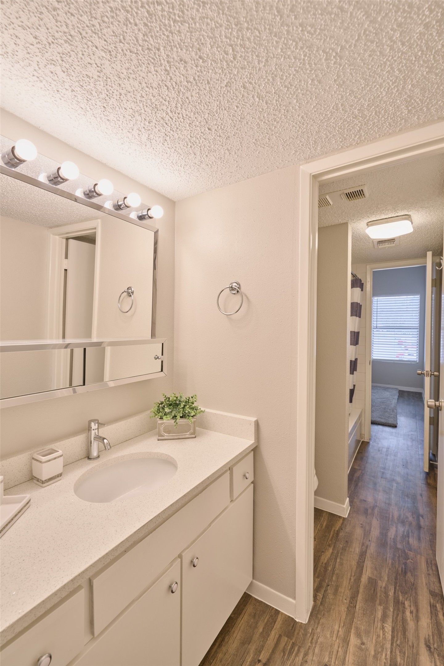 12900 Walden Road, Unit 602F Montgomery, TX 77356 - Photo 21 of 26 Wonderful downstairs bathroom