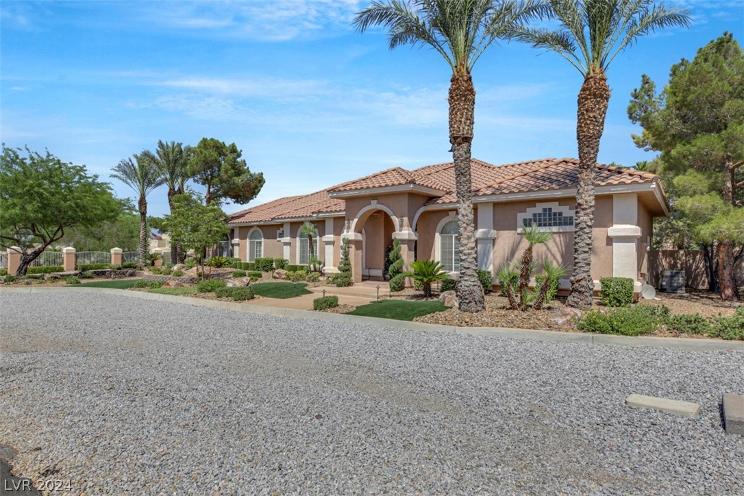 1243 Jessie Road Henderson, NV 89002 - Photo 4 of 56 Gallery Image 4