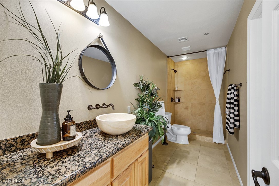 1243 Jessie Road Henderson, NV 89002 - Photo 49 of 56 Casitas bathroom #2