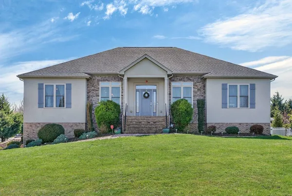 $865,000 | 2005 Marigold Circle, Harrisonburg, VA 22801