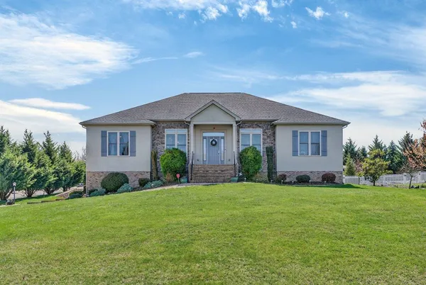 $865,000 | 2005 Marigold Circle, Harrisonburg, VA 22801