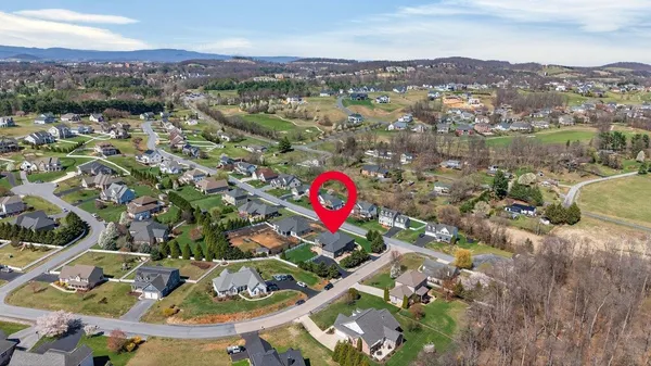 $865,000 | 2005 Marigold Circle, Harrisonburg, VA 22801