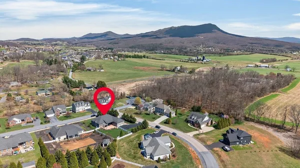 $865,000 | 2005 Marigold Circle, Harrisonburg, VA 22801