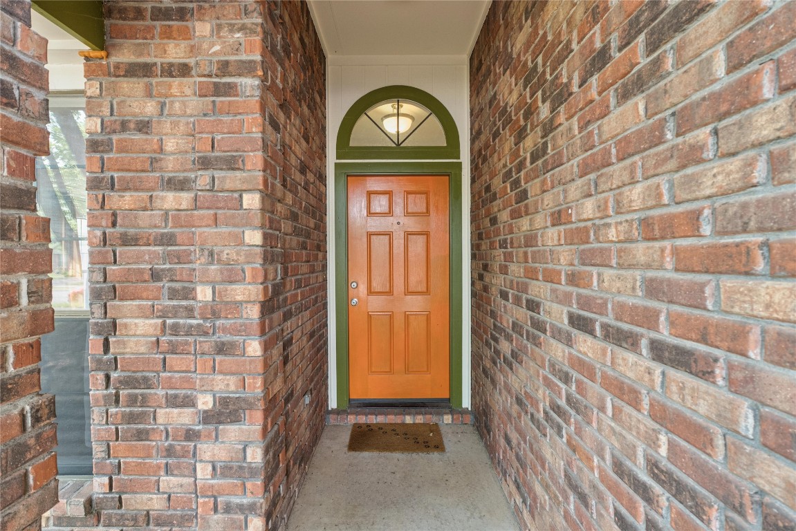 2317 Sycamore Trail Round Rock, TX 78664 - Photo 4 of 31 a bathroom with a granite countertop window and a shower