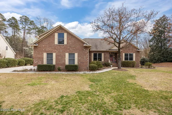 $495,000 | 202 Geneva Court, New Bern, NC 28562