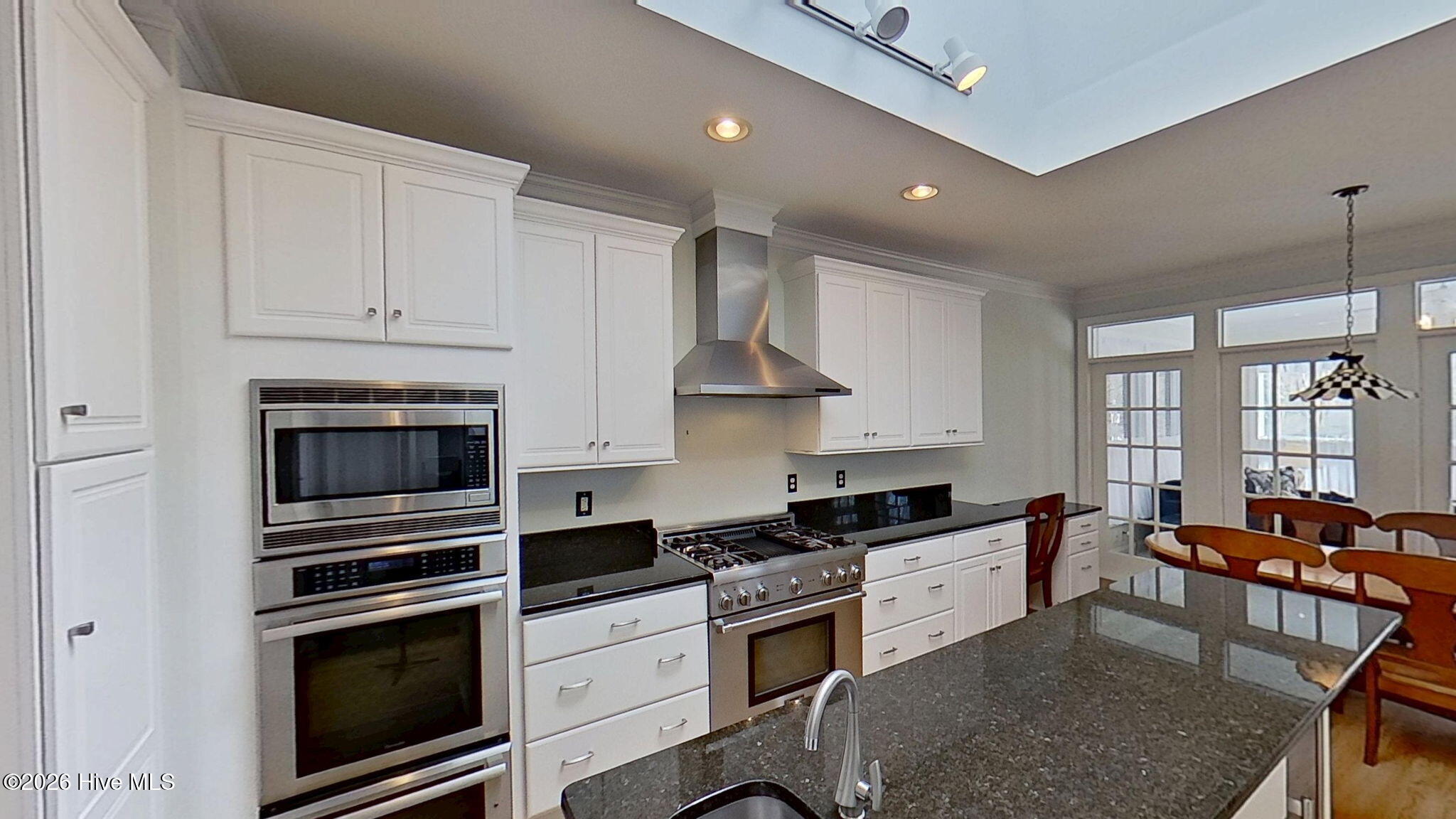 202 Geneva Court New Bern, NC 28562 - Photo 15 of 51 34-web-or-mls-202-Geneva-Ct-New-Bern-NC-