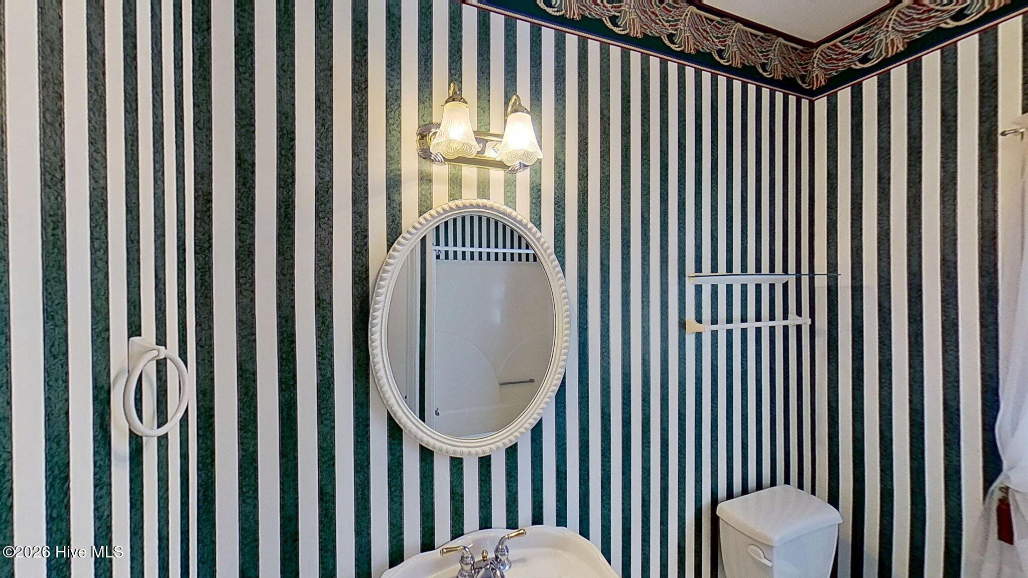 202 Geneva Court New Bern, NC 28562 - Photo 32 of 51 47-web-or-mls-202-Geneva-Ct-New-Bern-NC-