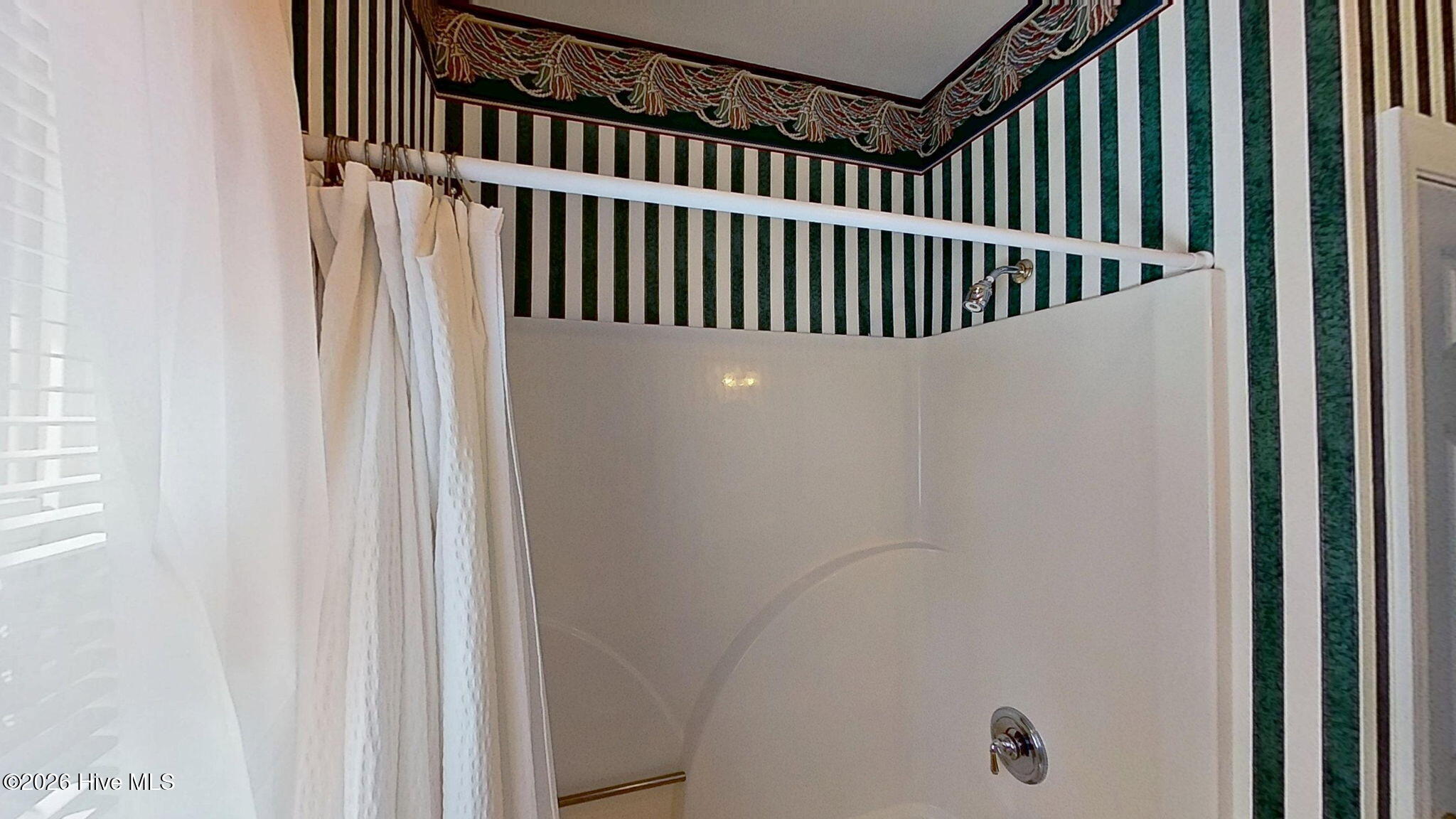 202 Geneva Court New Bern, NC 28562 - Photo 33 of 51 48-web-or-mls-202-Geneva-Ct-New-Bern-NC-