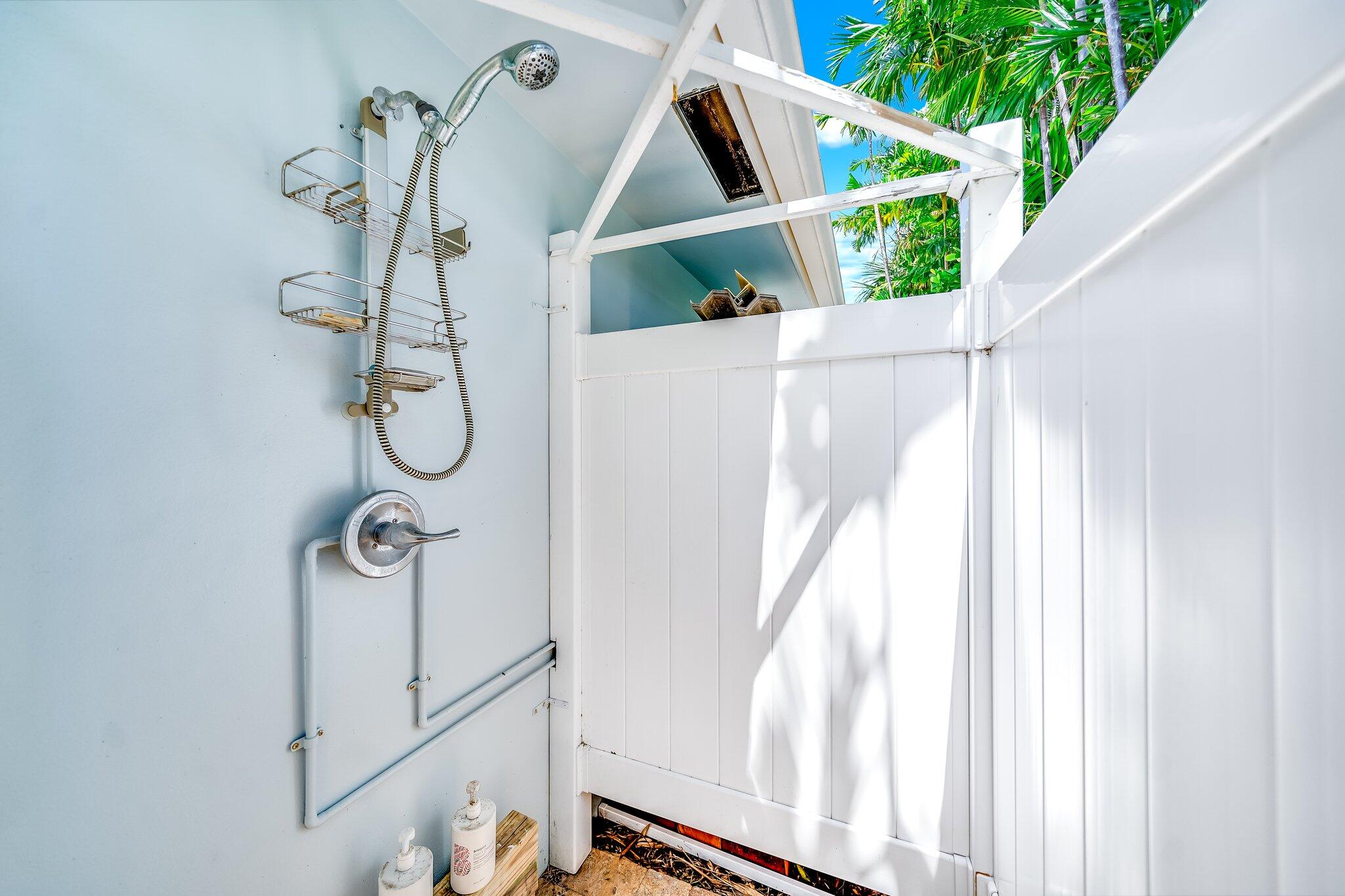 4010 Northeast 25th Avenue Lighthouse Point, FL 33064 - Photo 48 of 57 a view of small space with wooden floor and windows