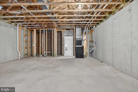 $675,000 | 5812 Lois Lane, Ellicott City, MD 21043