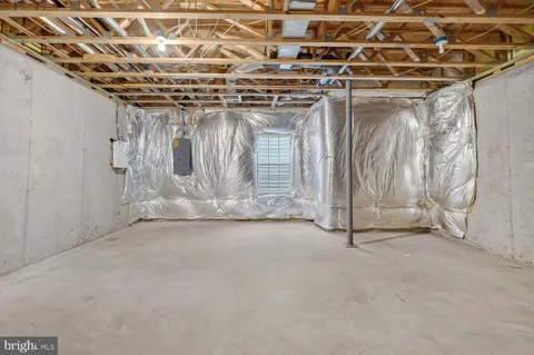 $675,000 | 5812 Lois Lane, Ellicott City, MD 21043