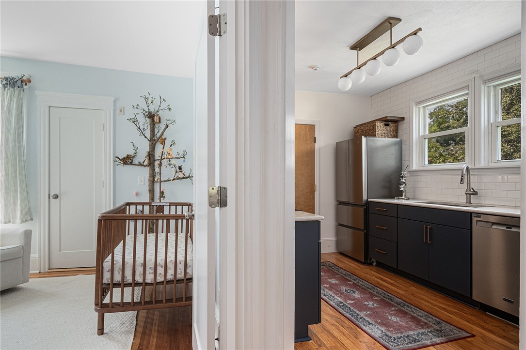 127 Irving Avenue, Unit 4 Providence, RI 02906 - Photo 19 of 29