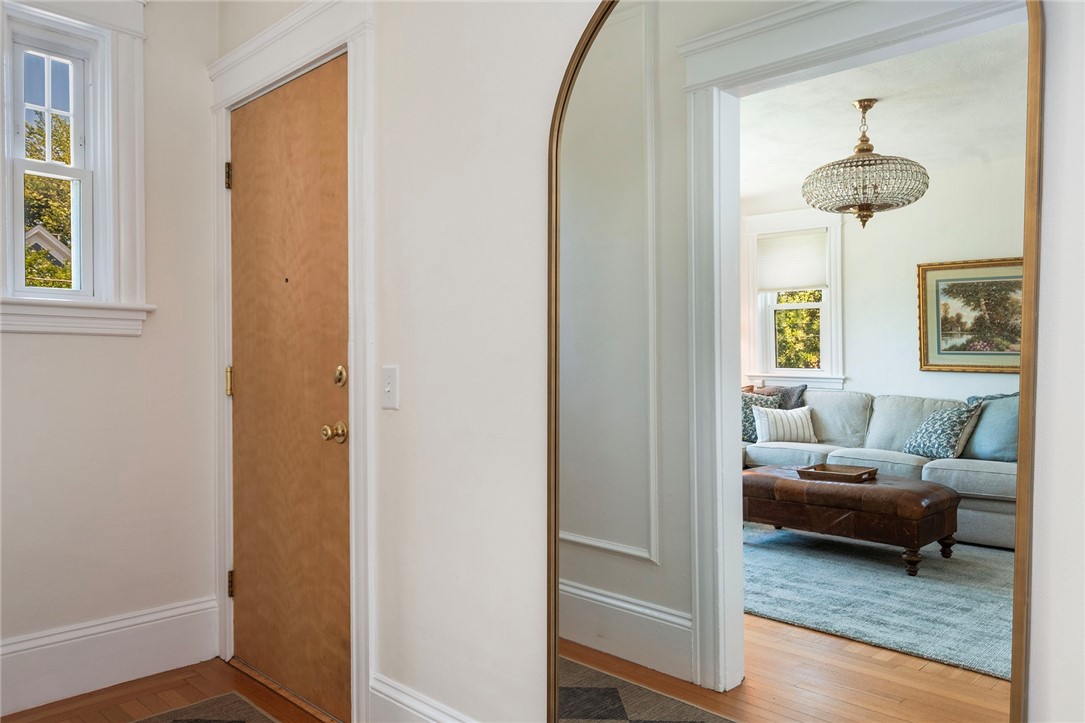 127 Irving Avenue, Unit 4 Providence, RI 02906 - Photo 2 of 29