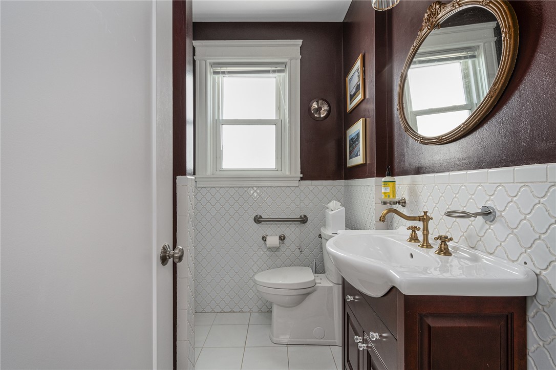 127 Irving Avenue, Unit 4 Providence, RI 02906 - Photo 24 of 29