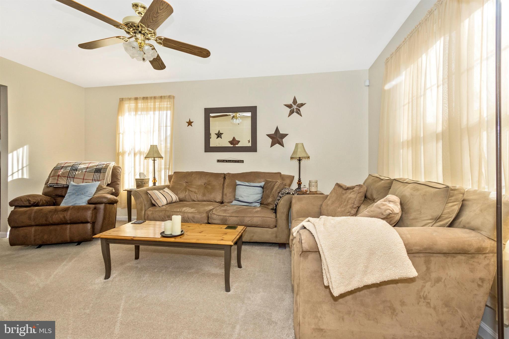 14 Snowshoe Court Ranson, WV 25438 - Photo 4 of 42