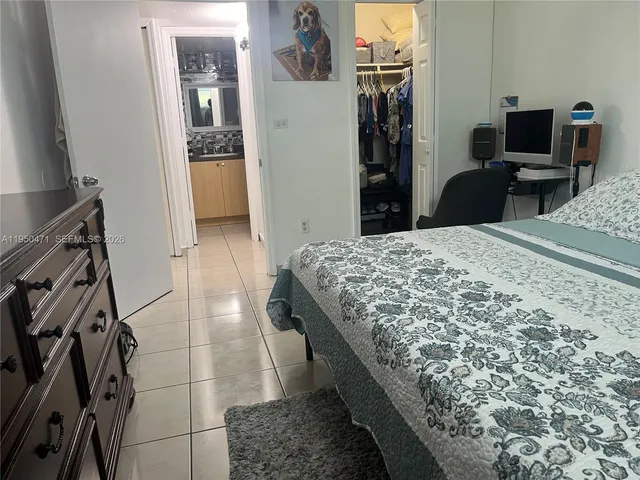 $180,000 | 606 West 81st Street, Unit 210, Hialeah, FL 33014
