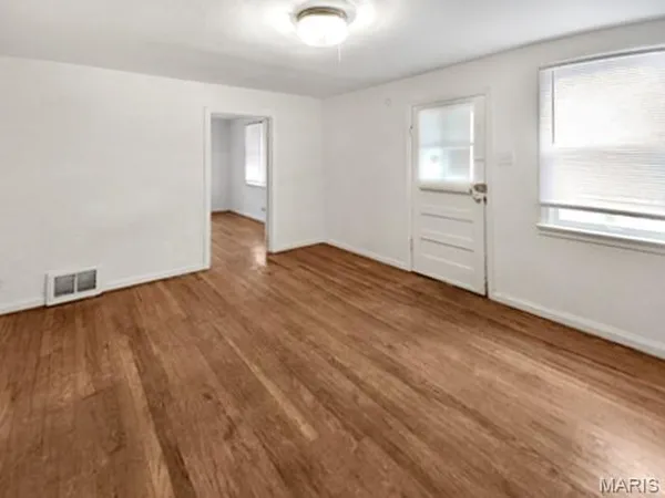 $107,500 | 3219 Coles Avenue, St. Louis, MO 63114