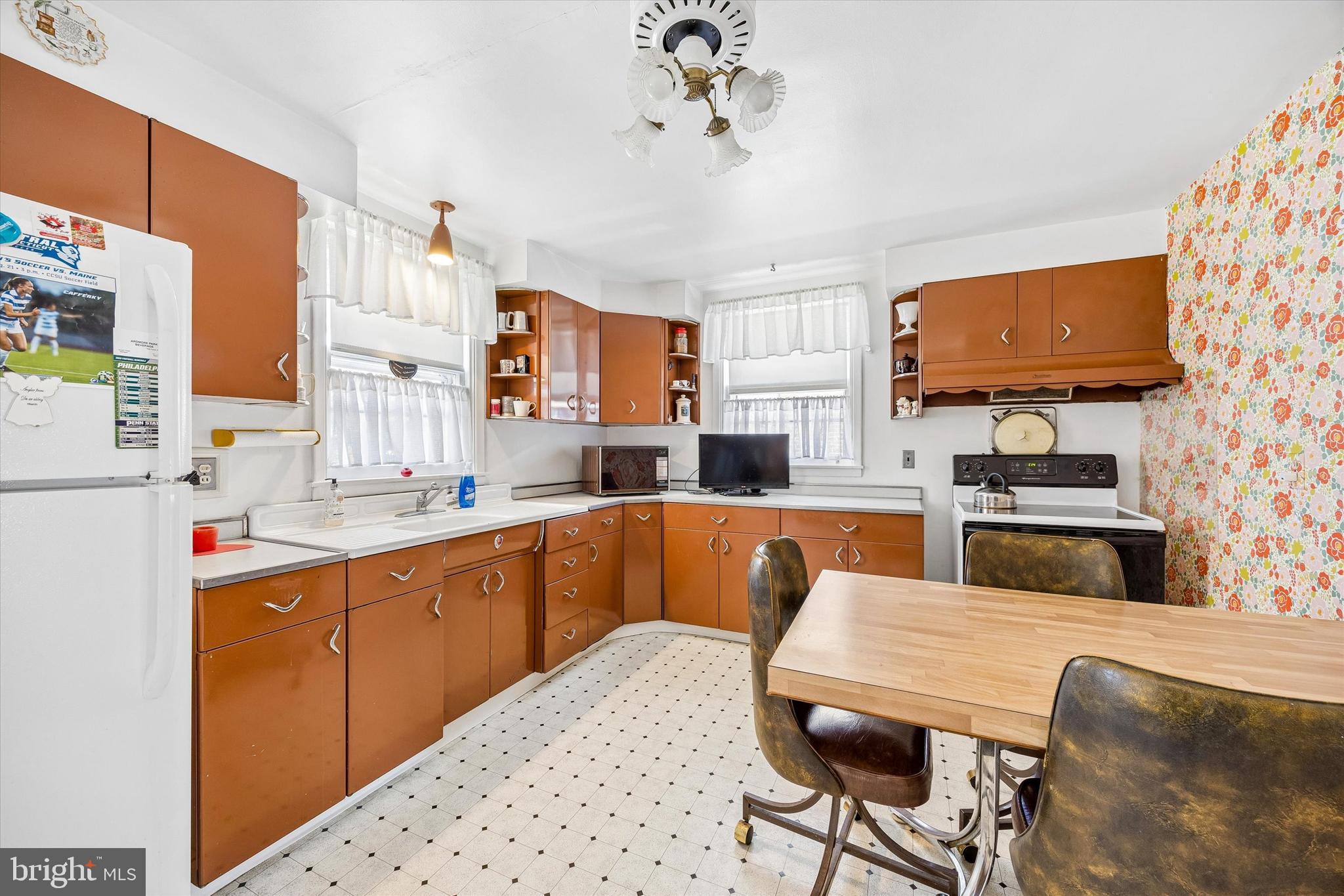 410 East Eagle Road Havertown, PA 19083 - Photo 10 of 29 Gallery Image 10