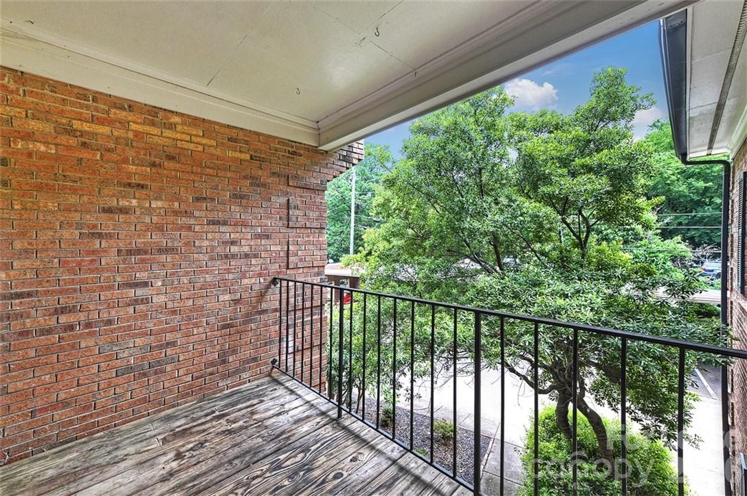 1016 Queens Road, Unit C Charlotte, NC 28207 - Photo 30 of 31 Gallery Image 30