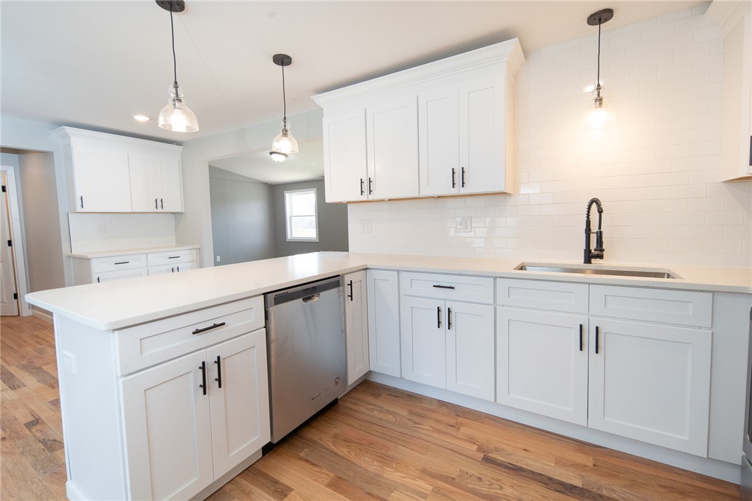 539 Angell Road Lincoln, RI 02865 - Photo 8 of 37 Gallery Image 8