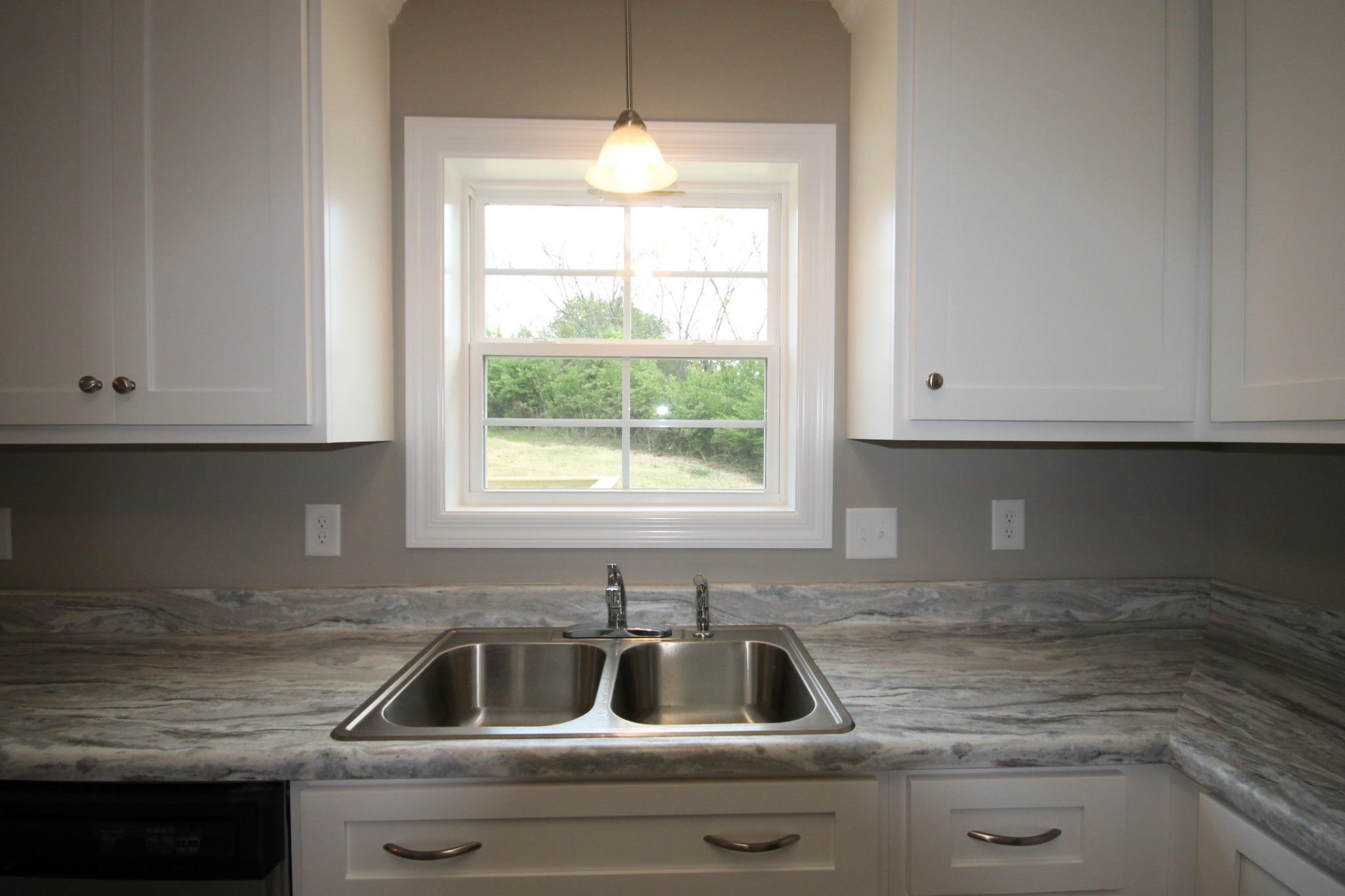 1611 Rugby Court Columbia, TN 38401 - Photo 12 of 28 Gallery Image 12