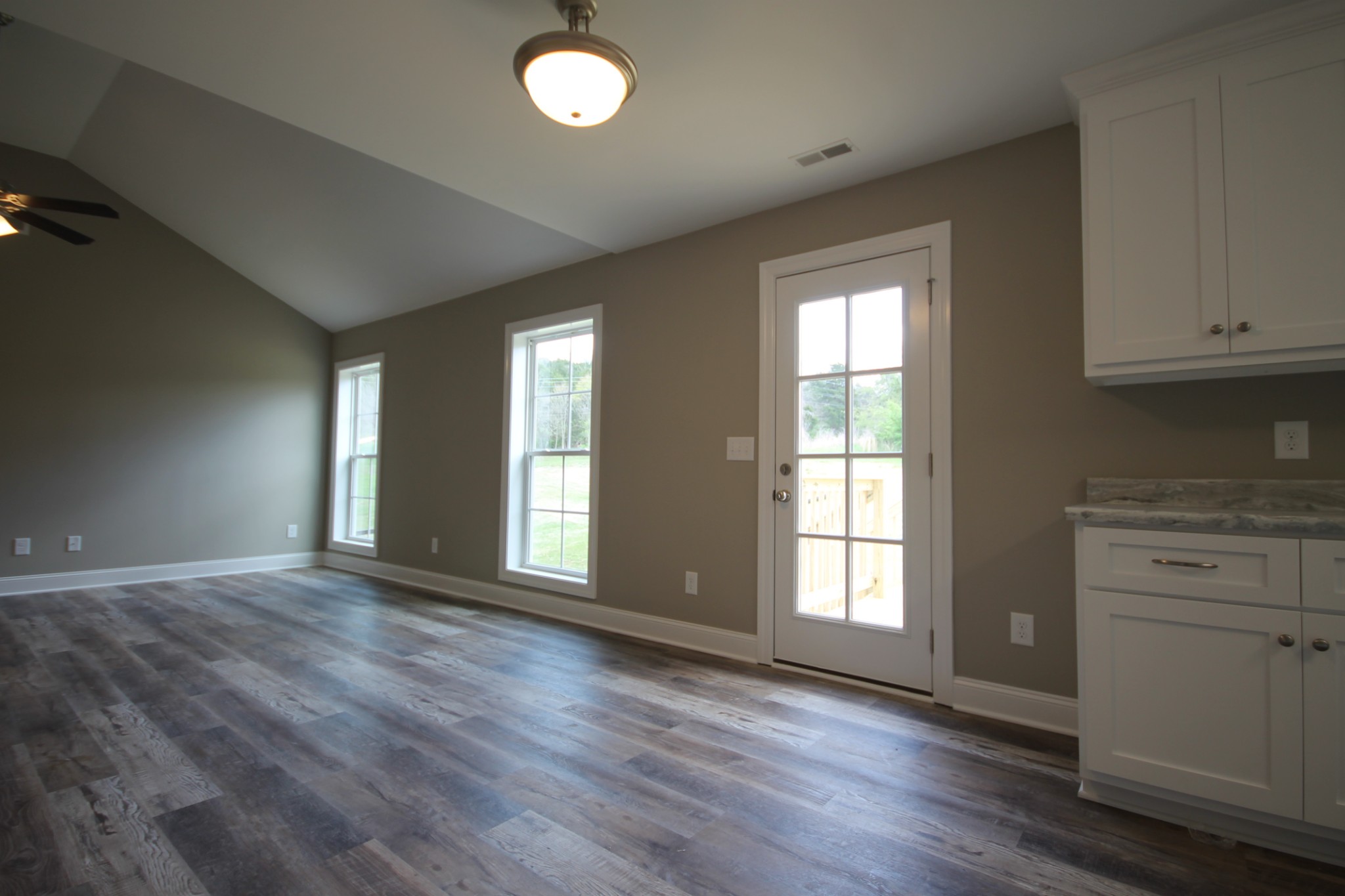 1611 Rugby Court Columbia, TN 38401 - Photo 13 of 28 Gallery Image 13