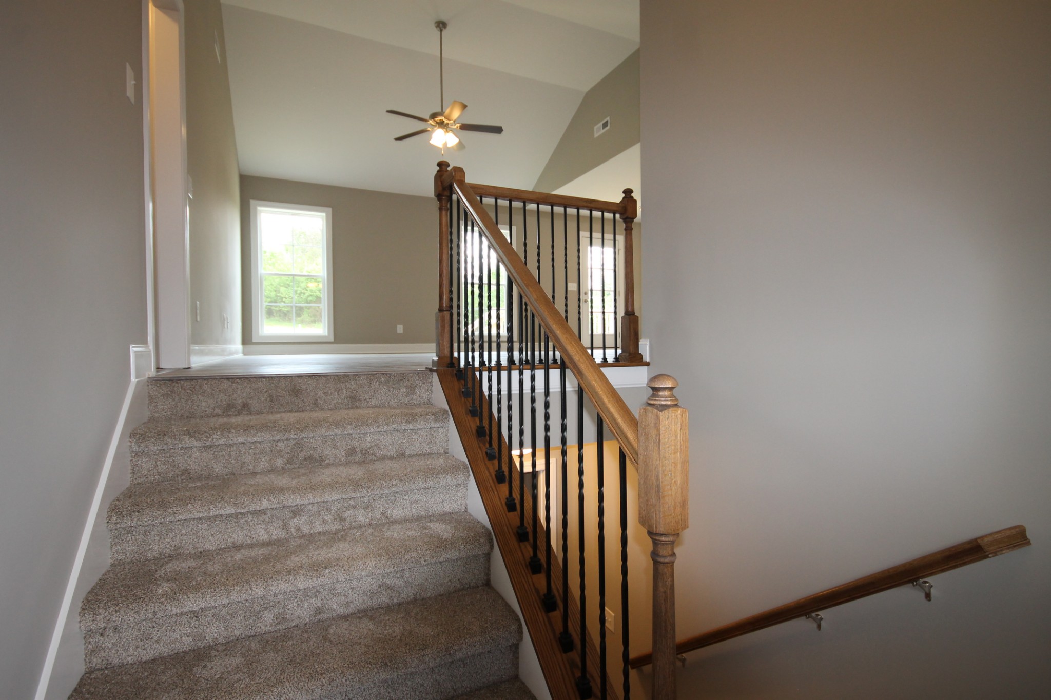 1611 Rugby Court Columbia, TN 38401 - Photo 6 of 28 Gallery Image 6