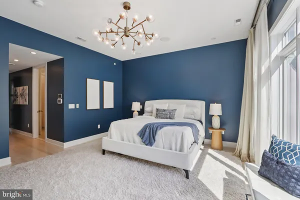 $3,390,000 | 207 South 22nd Street, Philadelphia, PA 19103