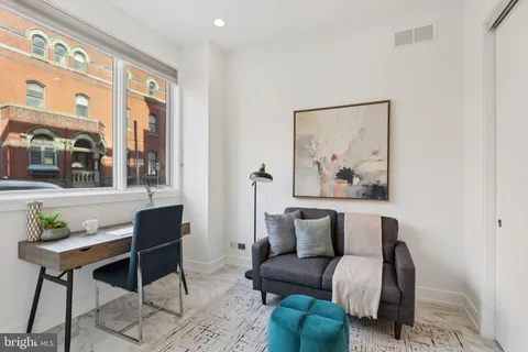 $3,250,000 | 207 South 22nd Street, Philadelphia, PA 19103